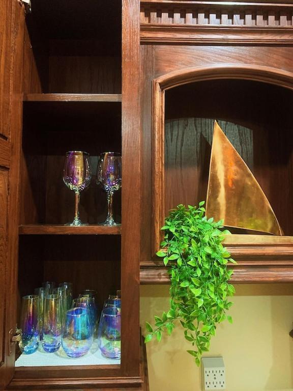 Brownsville Comfort 2 Bedroom 1 Bath , Spacious Kitchen And Outdoor Home Екстериор снимка