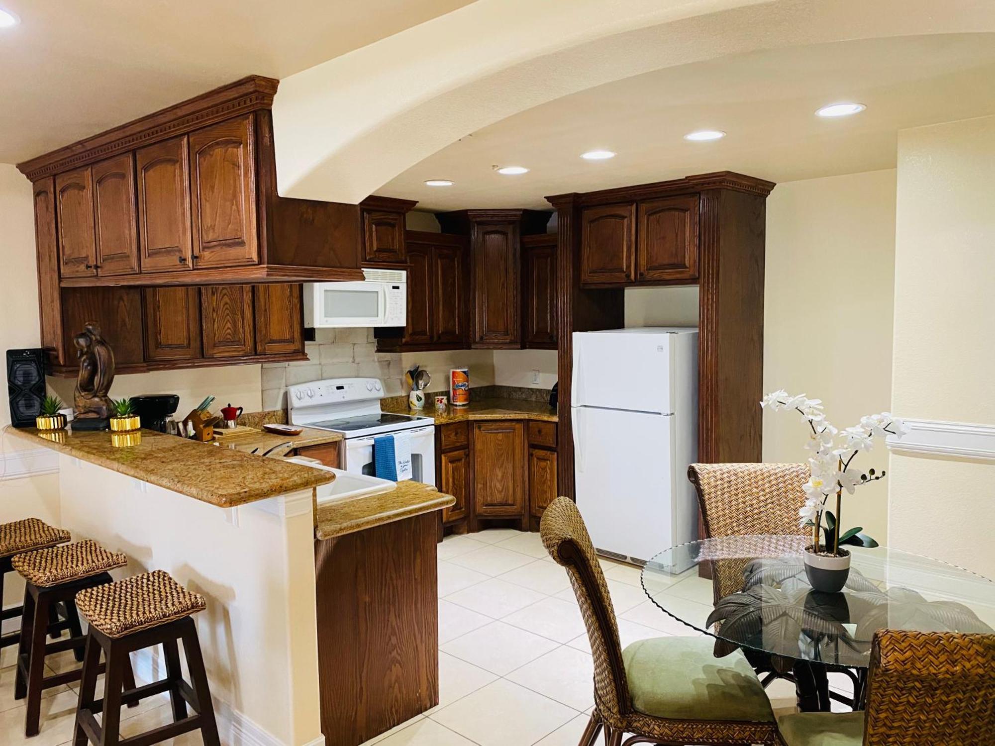 Brownsville Comfort 2 Bedroom 1 Bath , Spacious Kitchen And Outdoor Home Екстериор снимка